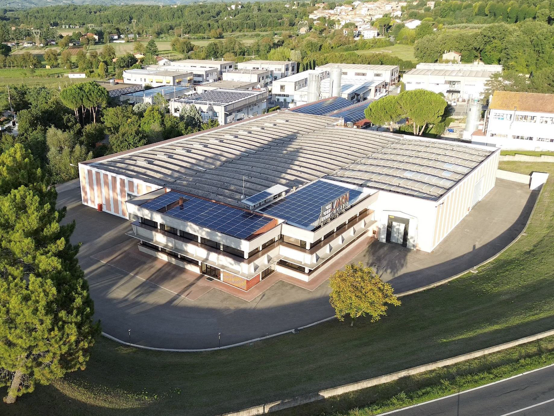 Veduta aerea dello stabilimento Landini Cucine ad Arezzo